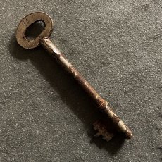 画像4: イギリス アンティークキー UNION 14 鉄製古い鍵 英国インテリア雑貨(約10.3cm)  (4)