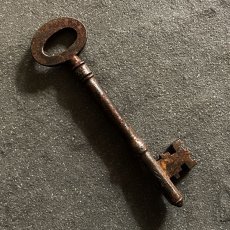 画像2: イギリス アンティークキー 鉄製古い鍵 英国インテリア雑貨(約10.0cm) EY7577 (2)