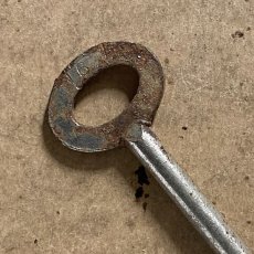 画像2: イギリス アンティークキー 6 レトロ鍵 かぎ antique key アイアン雑貨 英国インテリア ヴィンテージ雑貨(約9.3cm) EY7609 (2)