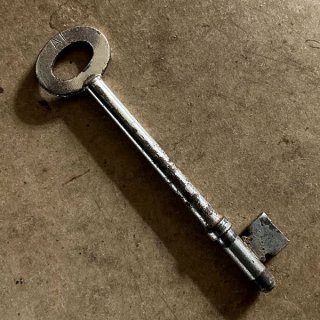 ヨーロッパ/イギリスのアンティークキー・(5cm〜10cm)