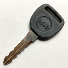 画像3: アメリカ Axxess+ 14R3 U.S.A. Plastic Head Key Automotive ヴィンテージ ドア鍵 雑貨通販 約7.1cm EY7931 (3)