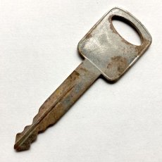 画像3: アメリカ ヴィンテージキー H75 USA 古い鍵 OLD Key ラッキーアイテム 雑貨通販 約7.3cm EY7925 (3)