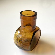 画像4: イギリス BOVRIL 2ozオンス コロンと可愛い ボブリル アンティークガラス瓶 (高さ7.4cm)  (4)