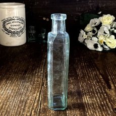 画像3: イギリス アンティークガラス瓶 TABLE SPOONS おしゃれなインテリア雑貨 英国古いボトル (約高さ15.6cm) (3)