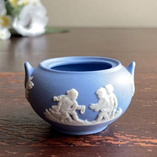 ウエッジウッド　青い陶器の浮彫り花瓶 高さ約20cm Yahoo!オークション -「ウェッジウッド ジャスパー 花瓶