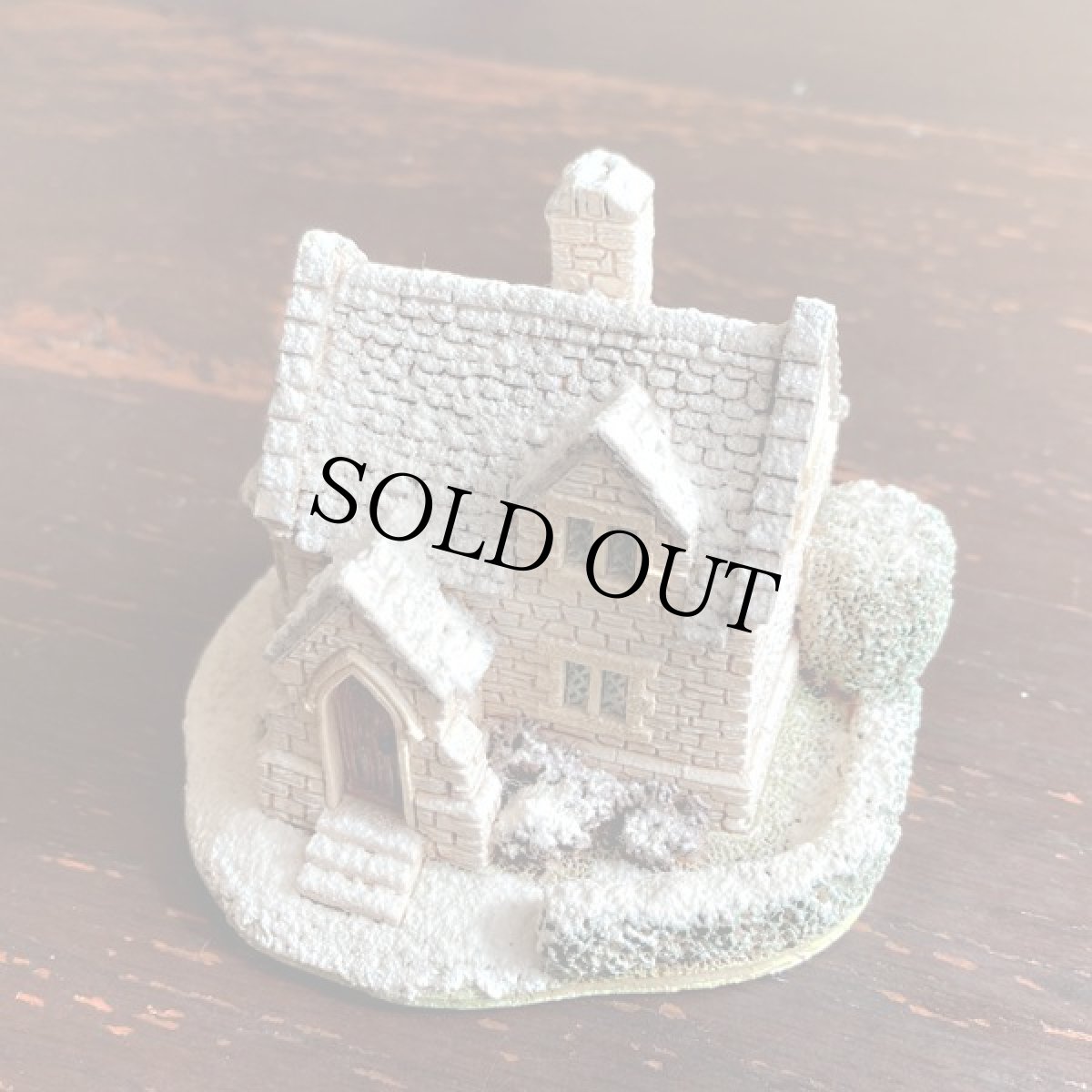 画像7: 英国カントリーコテージ 1993年 リリパットレーン Lilliput Lane 雪のお菓子屋さん THE GINGERBREAD SHOP ジンジャーブレッド ショップ クリスマスコレクション ミニチュア フィギュア (7)