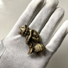 画像7: イギリス イタズラ好きの小妖精ピクシーの真鍮製 アンティークブラスbrassオーナメント イギリス 縁起物 ラッキーアイテム (7)