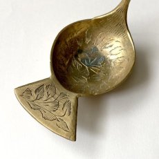 画像8: イギリス 真鍮製 白鳥トレイ アンティークブラス brass 水鳥オーナメント 動物雑貨 (8)