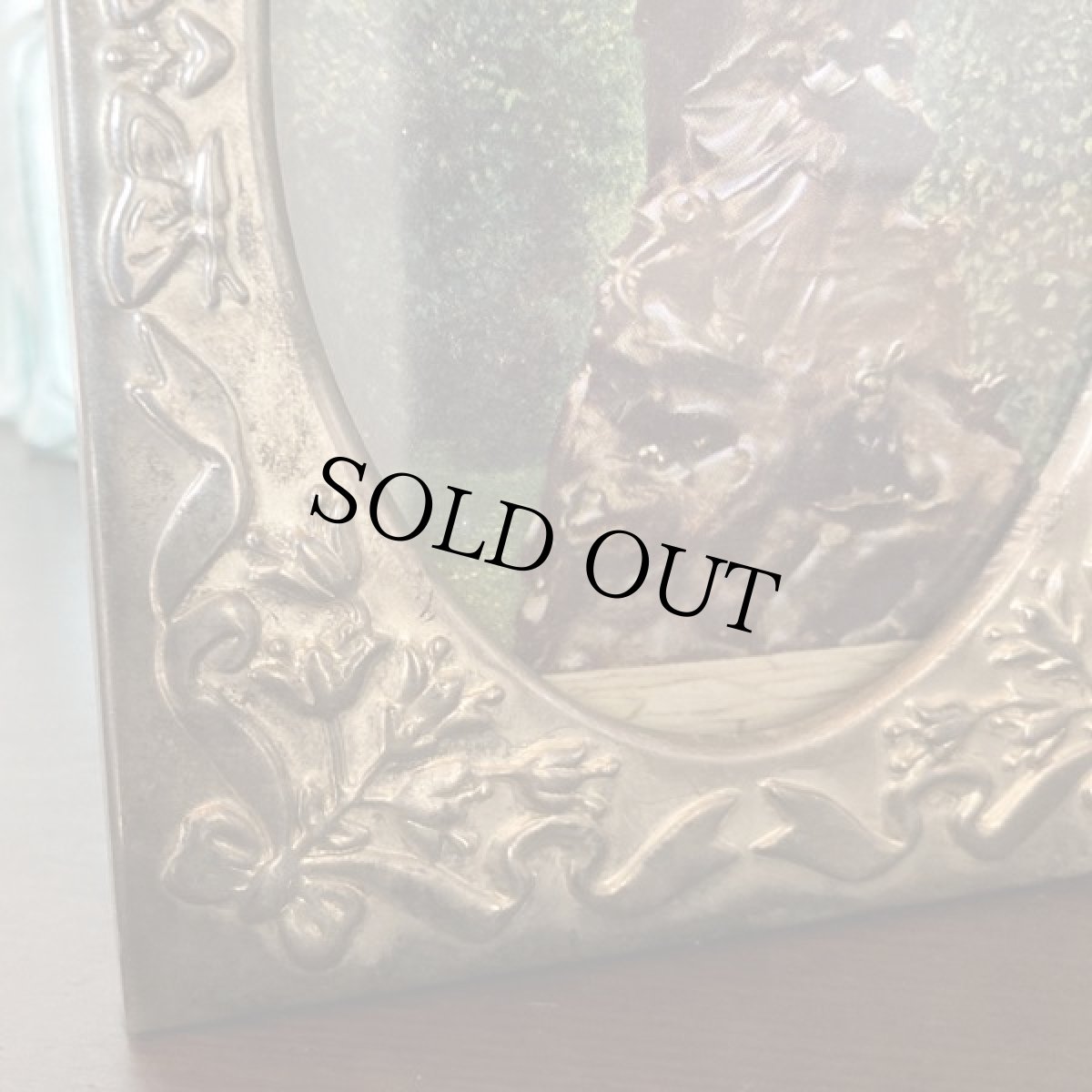 画像7: イギリス アンティーク ガラスフォトフレーム 2面写真立て LONDON 約16.0cm (7)