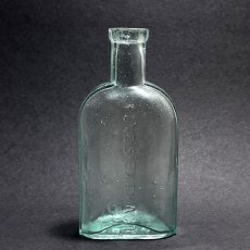 画像5: イギリス アンティーク雑貨 ガラスボトル POND'S EXTRACT (高さ 約13.0cm) (5)