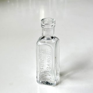 アンティーク　瓶　ガラス アンティークのおしゃれなガラスボトル、エンボス入りのガラス瓶