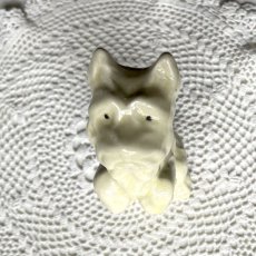 画像5: イギリス 陶器製テリア犬置物 テリアオブジェ 陶器いぬフィギュリン 犬雑貨 (約 高さ12cm) (5)