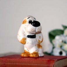 画像12: イギリス 陶器製ビーグル貯金箱 キュートな犬のオブジェ 陶器フィギュリン 犬雑貨 Beagle Dog Piggy Bank (約 高さ13.3cm) (12)