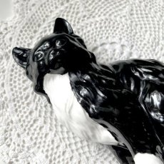 画像8: イギリス 陶器製黒猫置物 シックなクロネコオブジェ 陶器ねこフィギュリン 猫雑貨 (約 高さ13.8cm) (8)