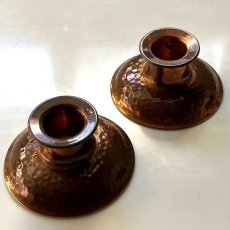 画像7: 2個セット 1970年代 英国 Rodd Copperware 銅製キャンドルホルダー キャンドルスタンド Rodd candle holders (7)