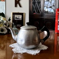 画像17: イギリス 1950年代 英国製スワンブランド アルミニウムウォーター ケトル Tea Pot: Swan Brand (約 高さ9.6cm) (17)