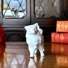 画像2: イギリス  刻印Germany ヴィンテージ スピッツ犬 陶器置物 フィギュリン DOGオブジェ 犬雑貨 (約 高さ6.6cm) (2)