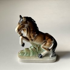 画像6: イギリス 陶器製 馬置物 オブジェ フィギュリン 馬雑貨 (約 高さ11.2cm) (6)