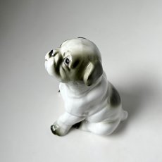 画像8: イギリス ブルドッグ犬 陶器製 犬置物 おすわり犬オブジェ フィギュリン イヌ雑貨 (8)