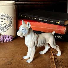 画像1: イギリス ボクサー犬 陶器製 犬置物 可愛い子犬オブジェ フィギュリン イヌ雑貨 (1)