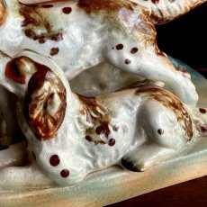 画像14: イギリス ヴィンテージ 2頭のポインター犬 陶製ペン立て (14)