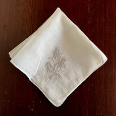画像1: イギリス ビンテージハンカチ ホワイト 花刺繍 (1)