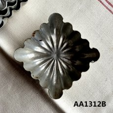 画像9: (在庫4) イギリス ヴィンテージ モールド 菓子型 スクエア (9)