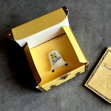 画像5: アメリカ 1983年 HEIRLOOM EDITIONS フロリダ州 花＆鳥 箱付き ハンドペイント 陶製シンブル 指ぬき (5)