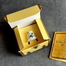 画像5: アメリカ 1983年 HEIRLOOM EDITIONS ルイジアナ州 花＆鳥 箱付き ハンドペイント 陶製シンブル 指ぬき (5)