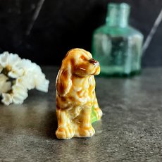 画像2: 英国WADE社 ENGLAND Whimsies スパニエル犬 犬雑貨 ウェードウィムズィーズ 動物ミニチュアフィギュア (2)