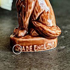 画像5: 英国 WADE社 ENGLAND Whimsies おすわり猫 ネコ雑貨 ウェードウィムズィーズ 動物ミニチュアフィギュア (5)