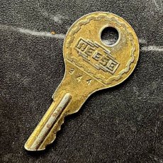 画像3: アメリカ ヴィンテージ鍵 レトロキー BEESE344 SUPER CYLING R LOCK U.S.A.製 海外アンティーク (約4.8cm) (3)