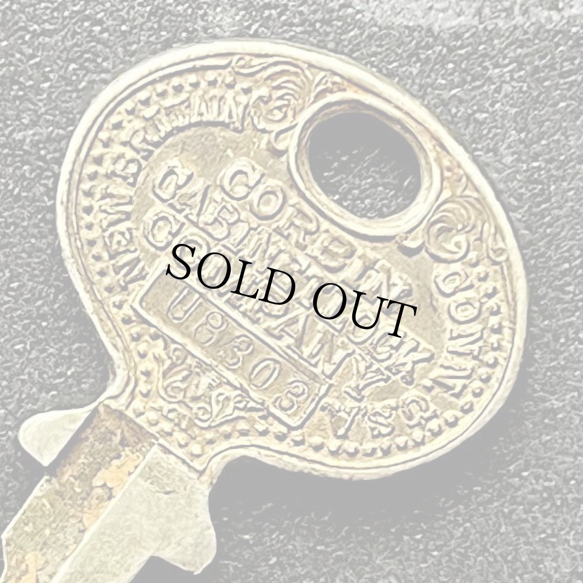 画像1: アメリカ ヴィンテージ鍵 CORBIN社 CABINET LOCK USA アメリカ製 (約3.8cm) (1)