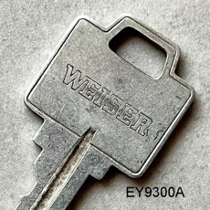 画像2: アメリカ ヴィンテージ鍵 WEISER MADE IN U.S.A. (2)