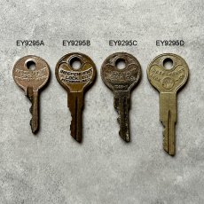 画像1: アメリカ ヴィンテージ鍵 INDEPENDENT LOCK CO U.S.A. (1)