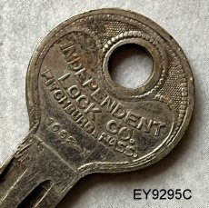 画像8: アメリカ ヴィンテージ鍵 INDEPENDENT LOCK CO U.S.A. (8)