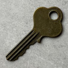 画像3: アメリカ ヴィンテージ鍵 THE OVER HEAD DOOR レトロキー 古いカギ (3)