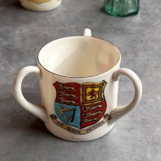 画像4: 英国 1920-1950年代 アンティーク 陶器 3ハンドルカップ W.H.GOSS  紋章 クレストウェア CREST WARE (4)