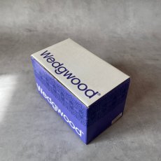 画像18: イギリス ウェッジウッド 1970年代 ハザウェイ・ローズ 花瓶  Wedgwood HATHAWAY ROSE SQUARE BUD VASE 箱付き (18)