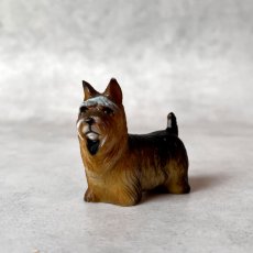 画像3: アメリカ ヨークシャーテリア犬 硬質プラスチック ミニチュア置物 DOG 犬雑貨 (3)