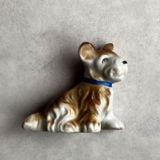 画像8: アメリカ 1950年代 青い首輪のお座り犬 小さな陶製ミニチュア犬置物 オキュパイドジャパン 昭和レトロ犬 JAPAN DOG 犬雑貨 (8)