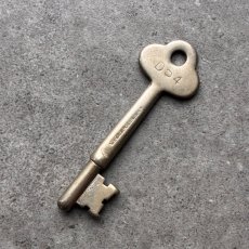 画像3: フランス 1930-1950年代頃 刻印『623』『D54』WEST LOCK & Co社製 アンティークキー 真鍮製古い鍵  (約7.3cm)  Antique French Skelton Key Brass (3)