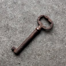 画像3: フランス 1930-1950年代頃 アンティークキー 古い鍵  (約5.9cm)  Antique French Skelton Key Brass (3)