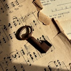 画像1: フランス アンティークキー 幸運と絆をつなぐ古鍵 チャンス・信頼・愛｜(約5.2cm) EW0820 (1)