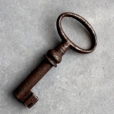 画像5: フランス アンティークキー 幸運と絆をつなぐ古鍵 チャンス・信頼・愛｜(約5.1cm) EW0821 (5)
