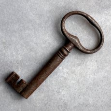画像5: フランス アンティークキー 幸運と絆をつなぐ古鍵 チャンス・信頼・愛｜(約6.6cm) (5)