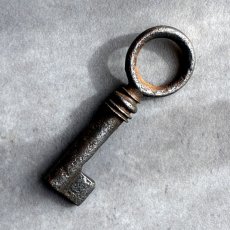 画像5: フランス アンティークキー 幸運と絆をつなぐ古鍵 チャンス・信頼・愛｜(約4.6cm) EW0826 (5)