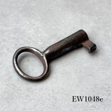 画像22: (在庫6) 1920〜1960年代 フランス製 アンティークキー｜深い風合いが魅力の可愛すぎるフランス古鍵｜(約3.2cm) EW1048 (22)