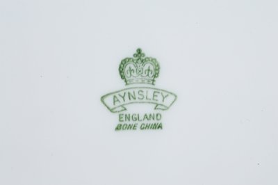 画像3: 〈AYNSLEY〉エインズレイ手描きで描かれたピンクローズの陶製ボックス