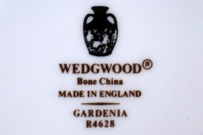 画像3: 〈イギリス〉レア廃盤品 ウエッジウッドのカップ＆ソーサー　クチナシ